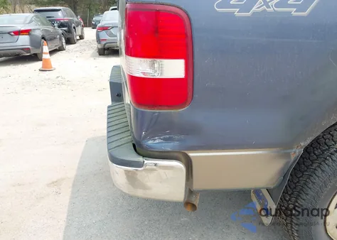 2005 Ford F-150 Stx/Xl/Xlt from USA, damaged, VIN 1FTRX14W85FA30682